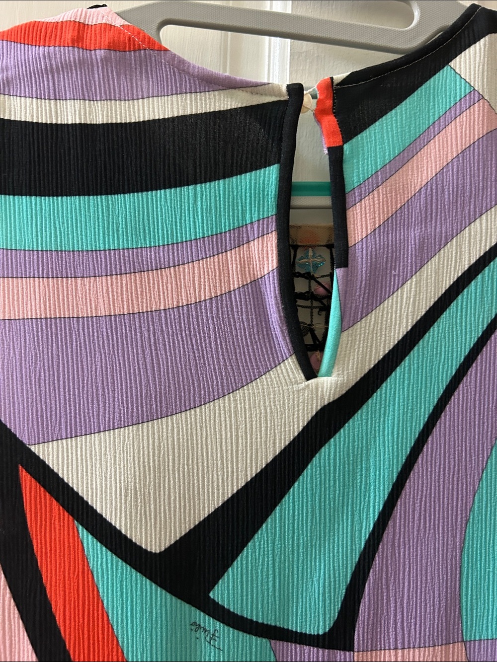 Emilio Pucci Pink Turquoise Black Beaded Sleeveless Top - Picture 7 of 9
